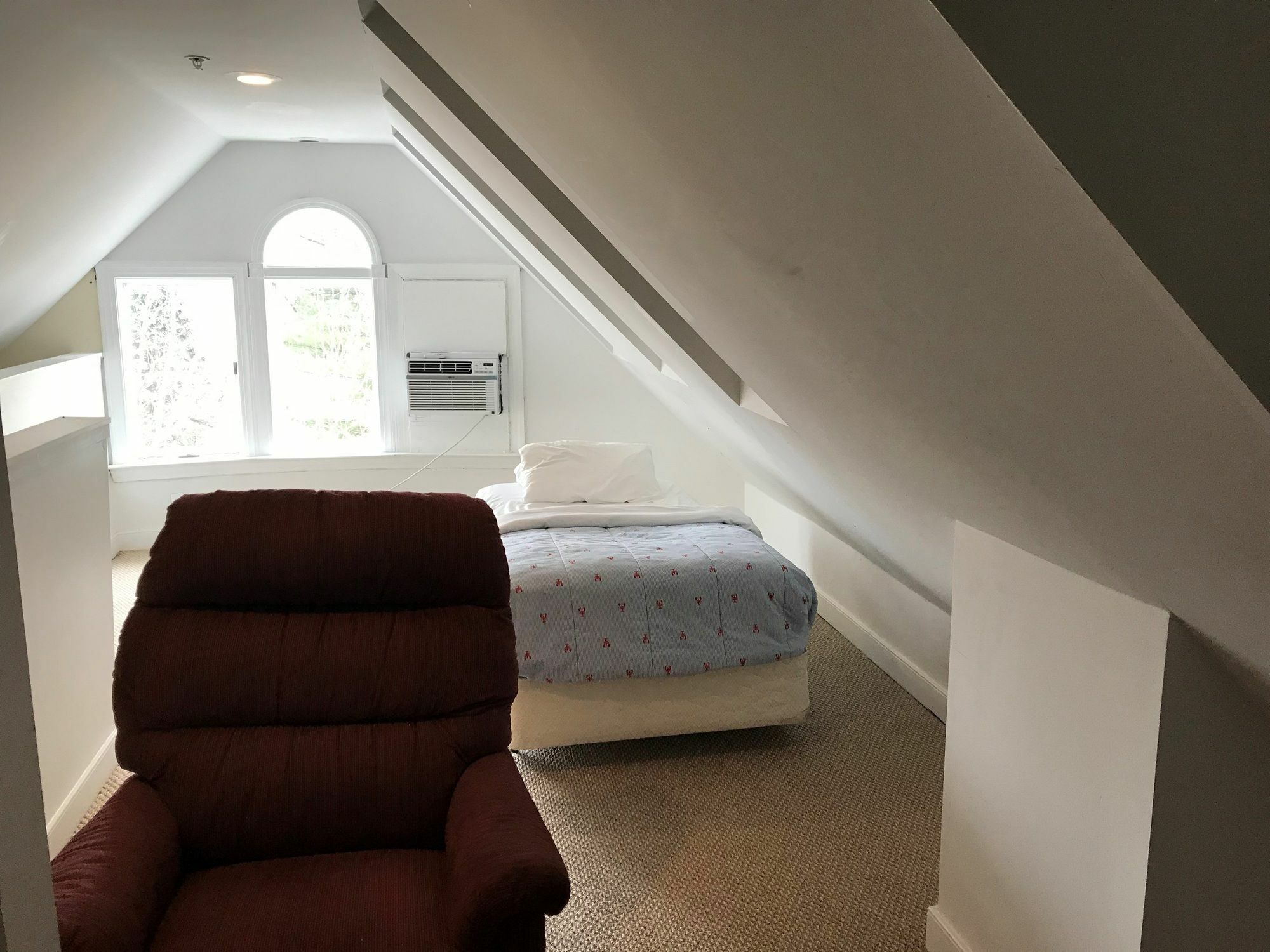 The Columbia Inn At Peralynna An Ascend Hotel Collection Extérieur photo