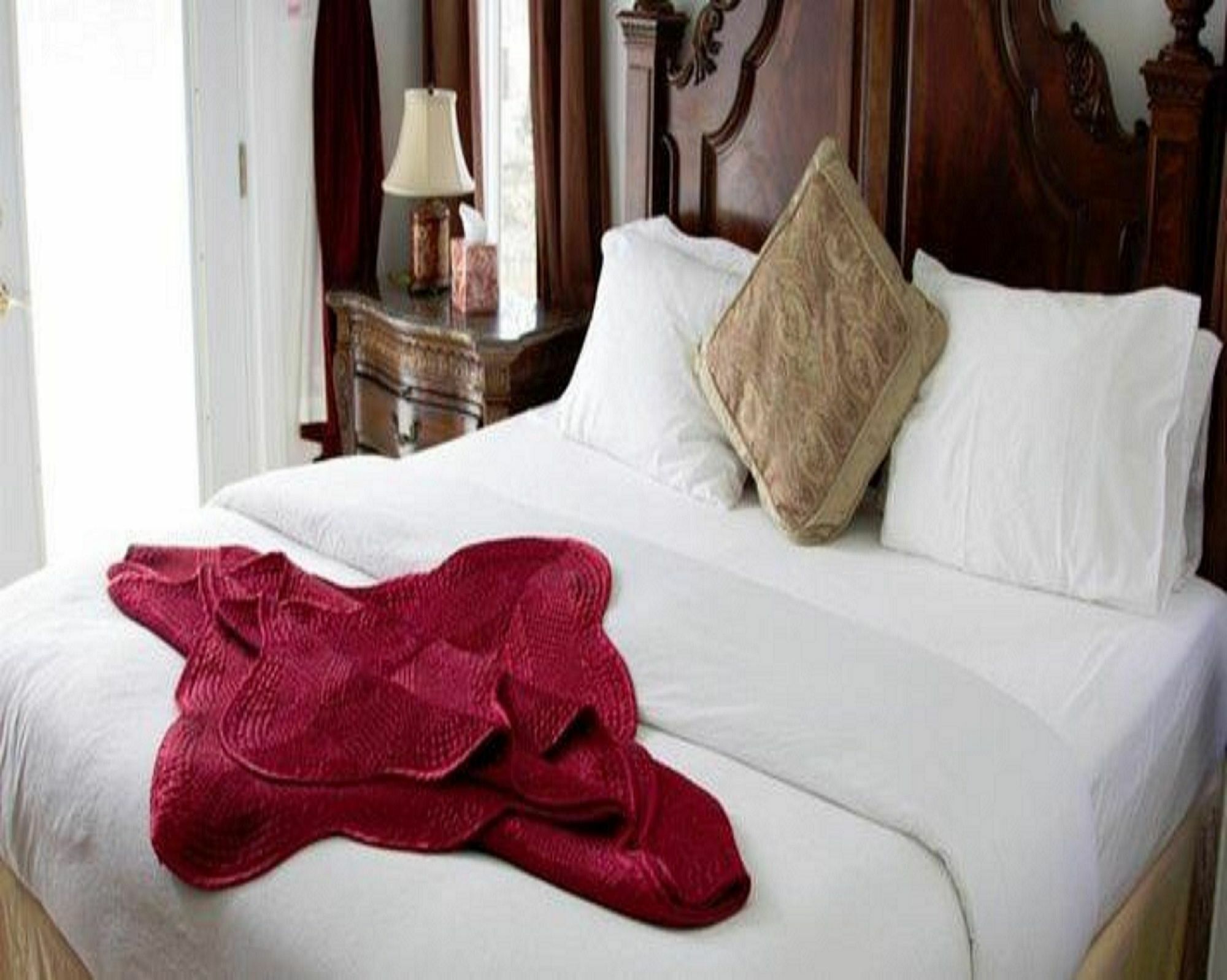 The Columbia Inn At Peralynna An Ascend Hotel Collection Extérieur photo