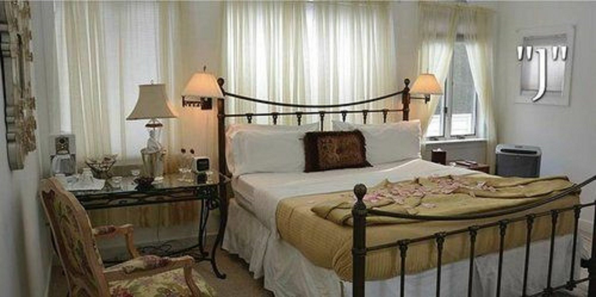 The Columbia Inn At Peralynna An Ascend Hotel Collection Extérieur photo